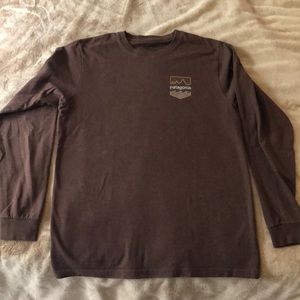 Men’s Patagonia shirt